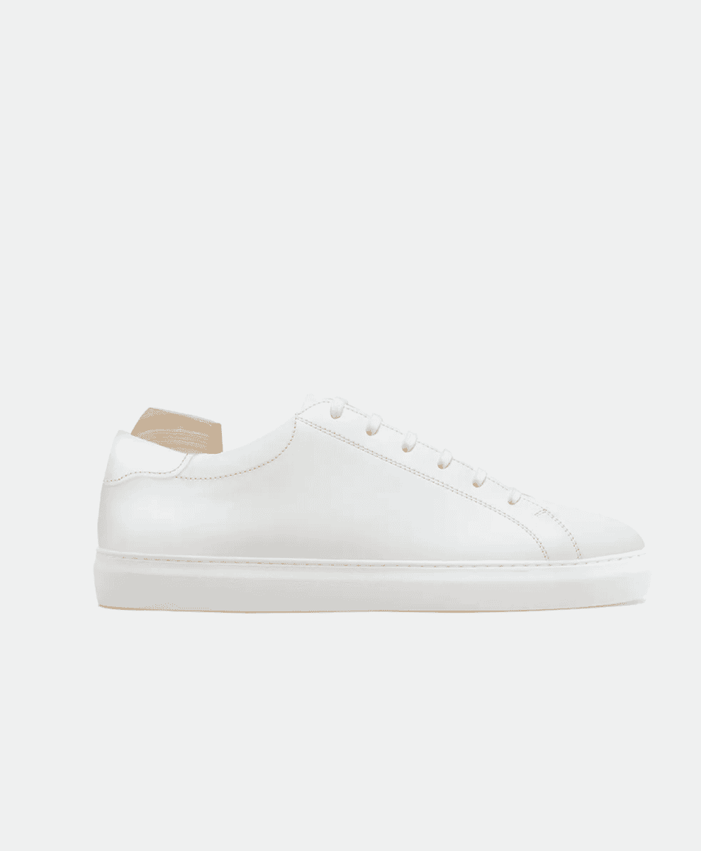 Myrqvist Oaxen sneakers in white calf leather with light grey suede T-toe construction
