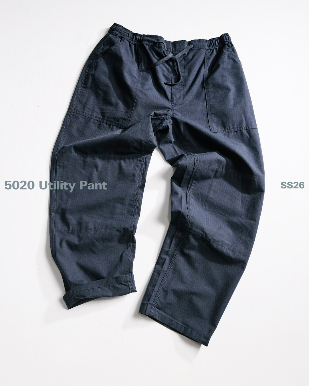 Front view of the 3001 ripstop overshirt showcasing functional three-pocket construction.