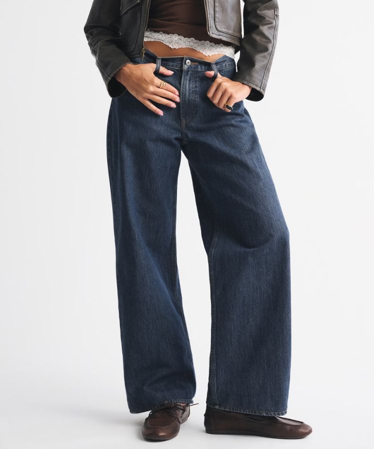 Curve Love low-rise ultra loose jeans with a relaxed fit.