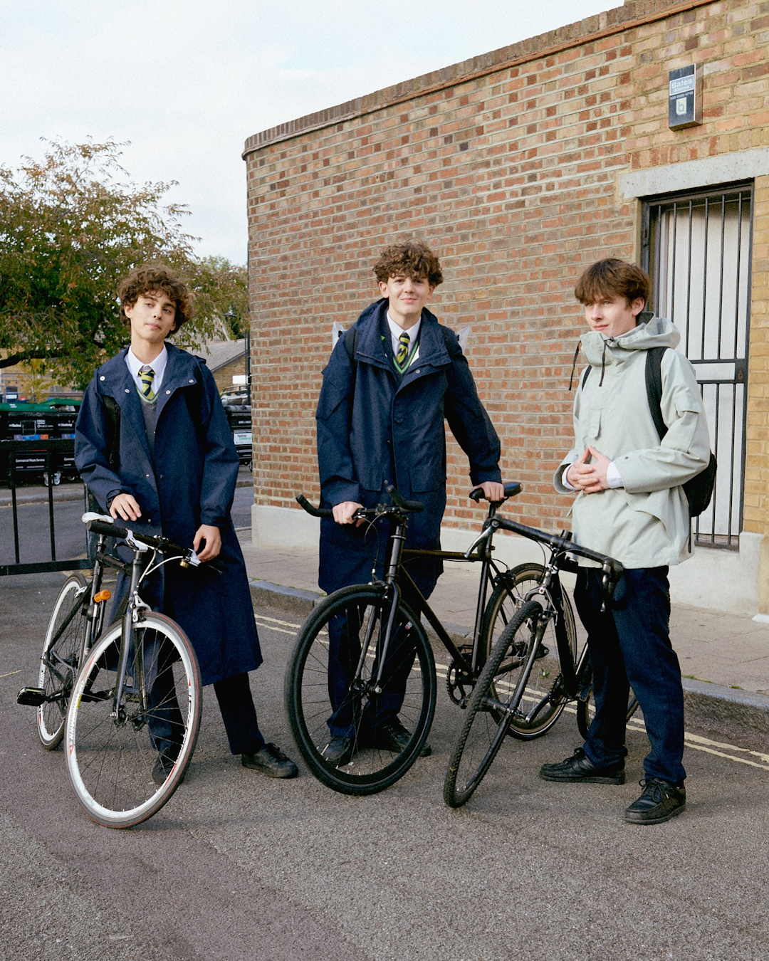 Mid-shot of the Nanamica 2L ePE GORE-TEX Cruiser Jacket in smoky light gray.