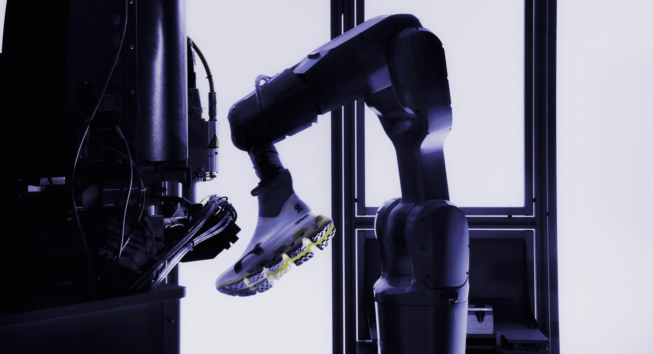 How On LightSpray Technology Makes Shoes in 3 Minutes