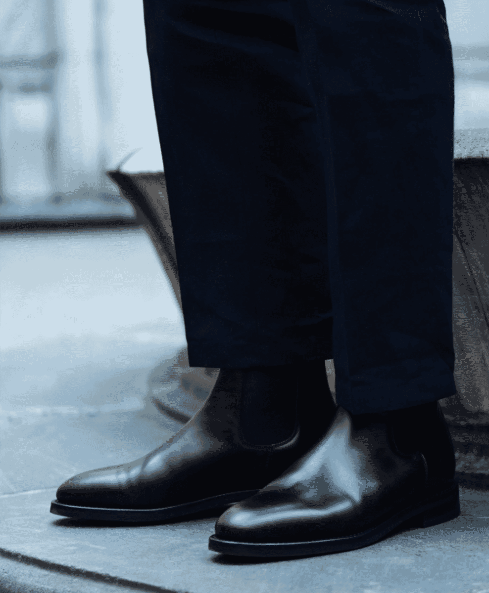 Close-up of Morjas smart casual shoes highlighting the stitching and leather quality.