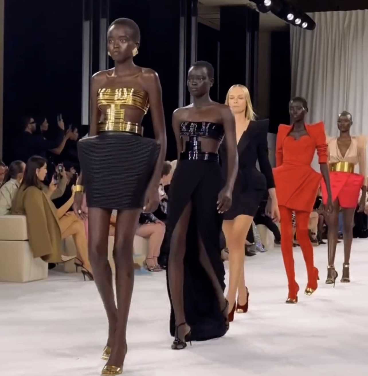 Balmain Spring 2025: Sophisticated Parisian Workwear