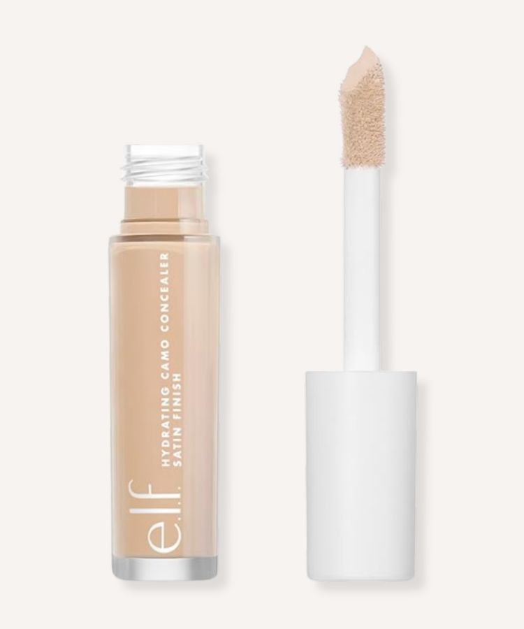 The e.l.f. Hydrating Camo Concealer with its large doe-foot applicator.